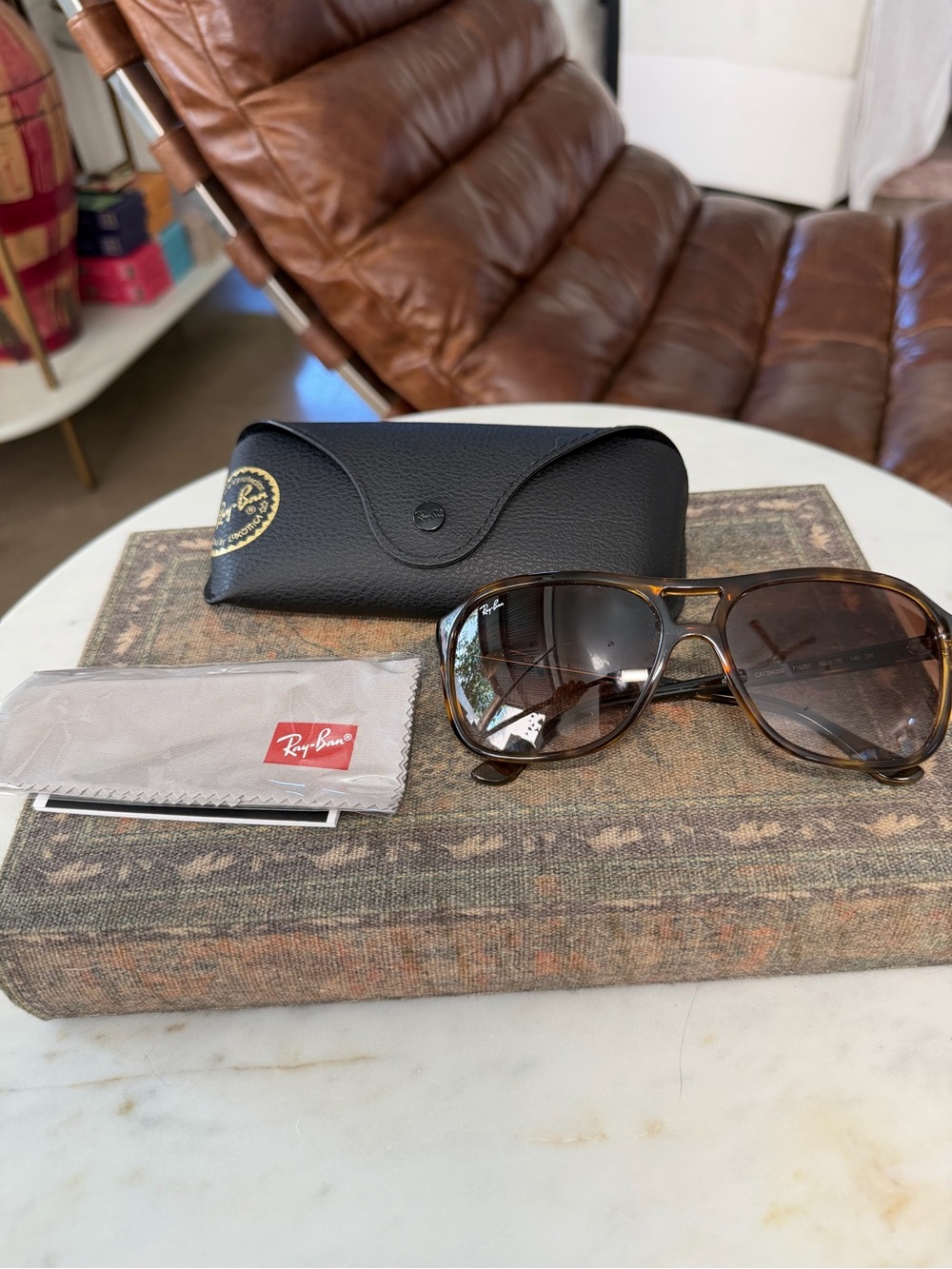 Ray-Ban Tortoise Frame Sunglasses with Brown Lenses - Picture 2 of 12
